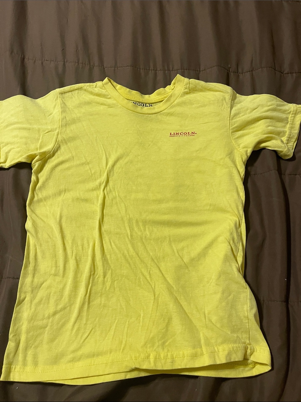 LINCOLN Outfitters Yellow Fishing Crewneck Tee shirt, L 14-16